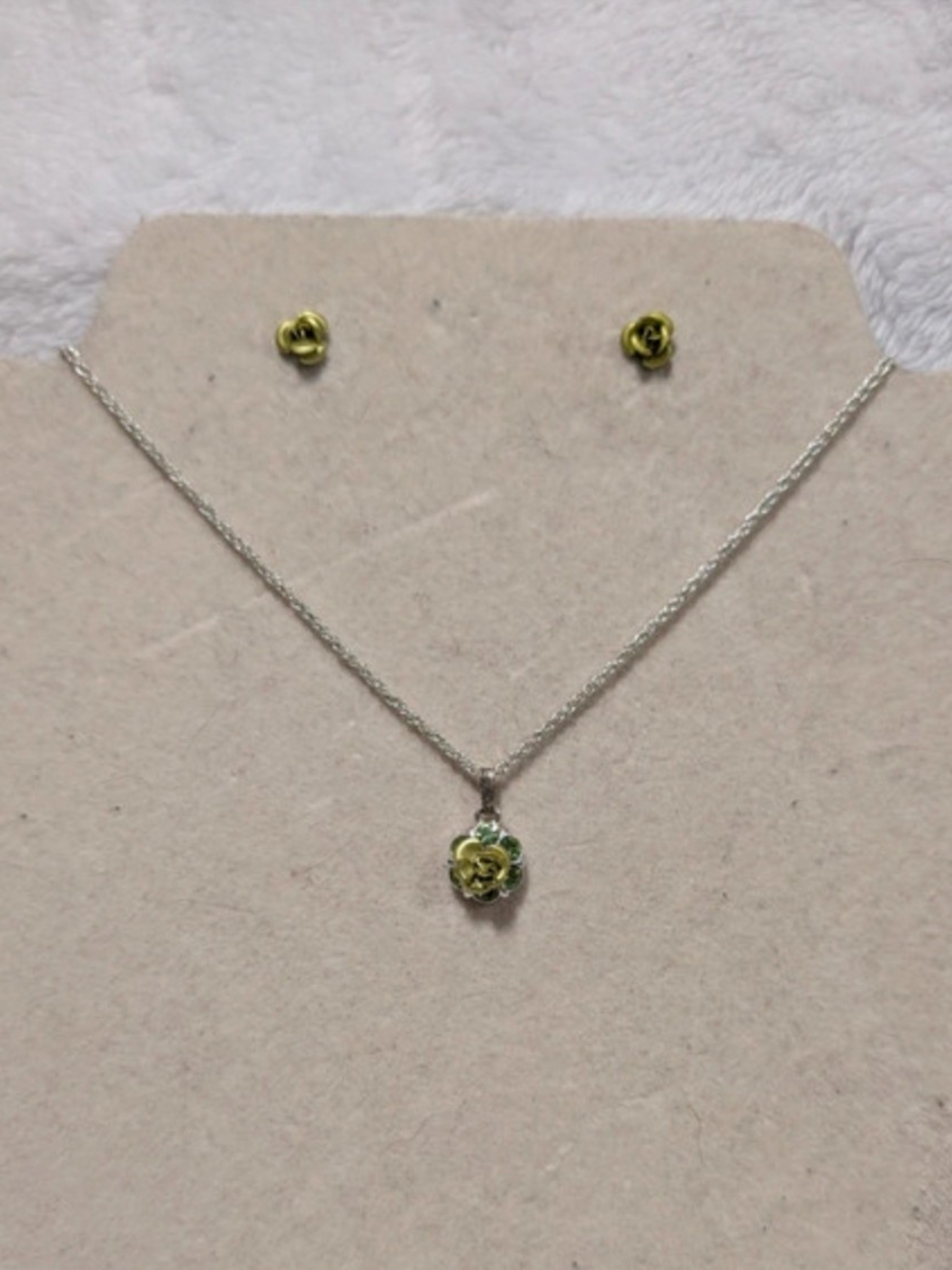 Delicate Yellow Rose Pendant Necklace and Stud Earrings Set